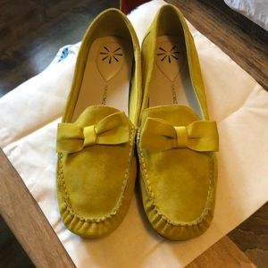 Fun flats for that extra pop of color!